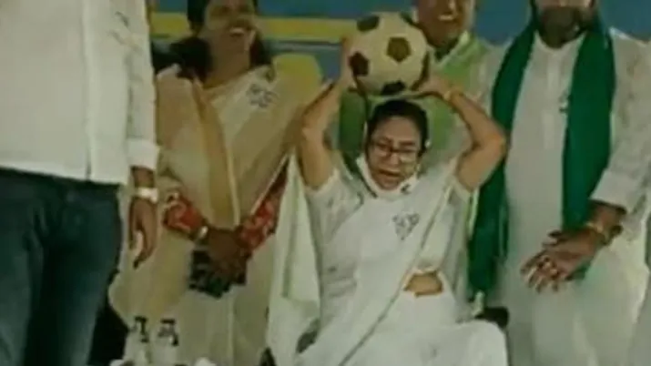 India Tv - Mamata Banerjee playing football India Tv - Mamata Banerjee playing football