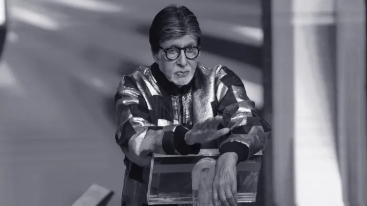 India Tv - Amitabh Bachchan shares a photo on his blog post India Tv - Amitabh Bachchan