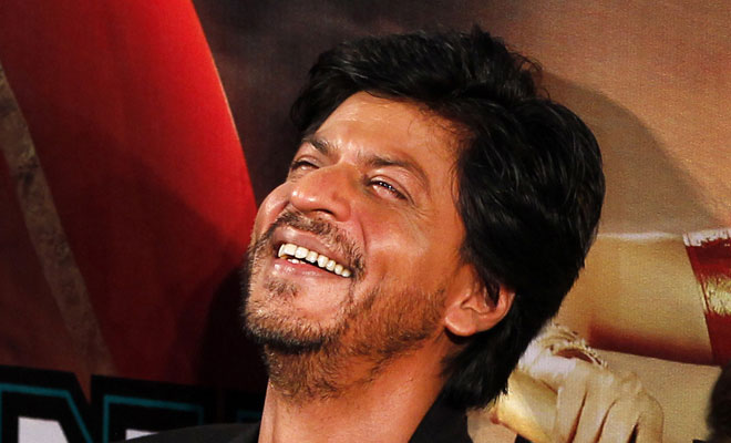 SRK is not playing warrior or dwarf anytime soon. Was the cryptic tweet a joke? | Bollywood News – India TV SRK is not playing warrior or dwarf anytime soon. Was the cryptic tweet a joke? | Bollywood News – India TV