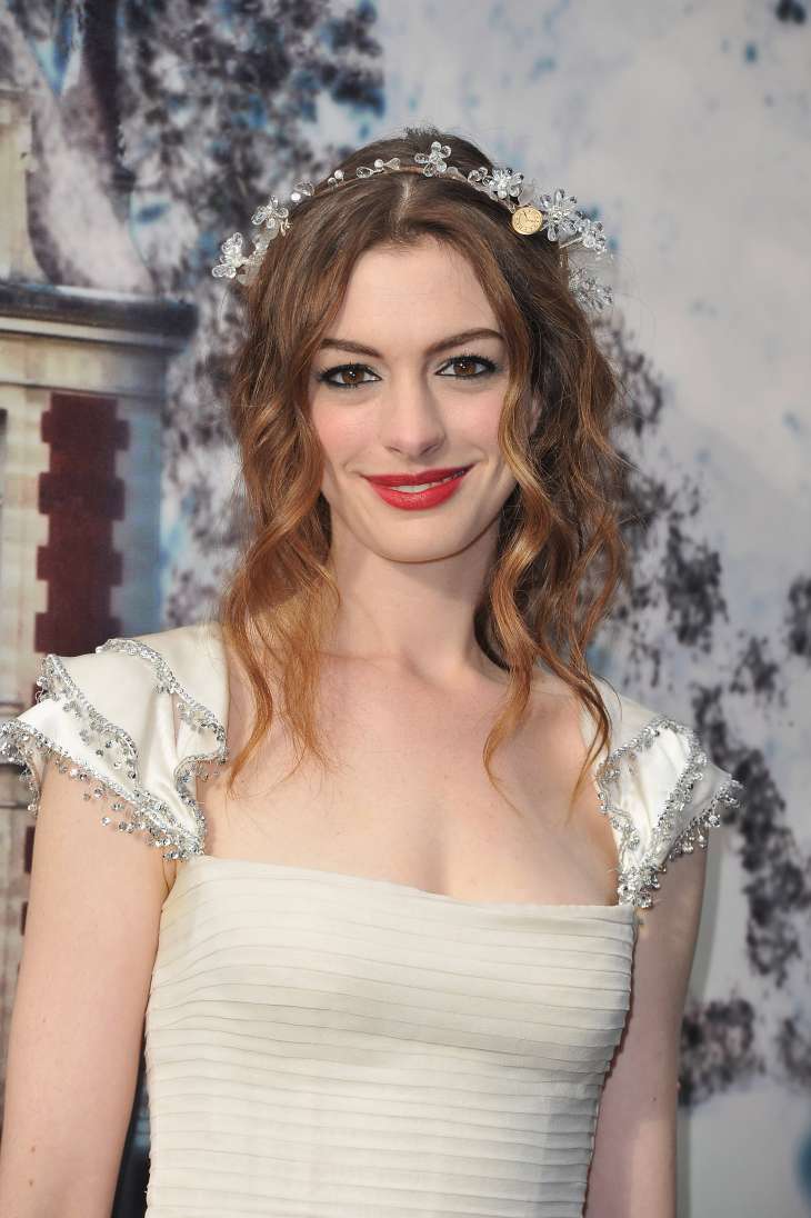 Anne Hathaway Goes Candid Says Hollywood Has Gender Inequality Hollywood News India Tv 