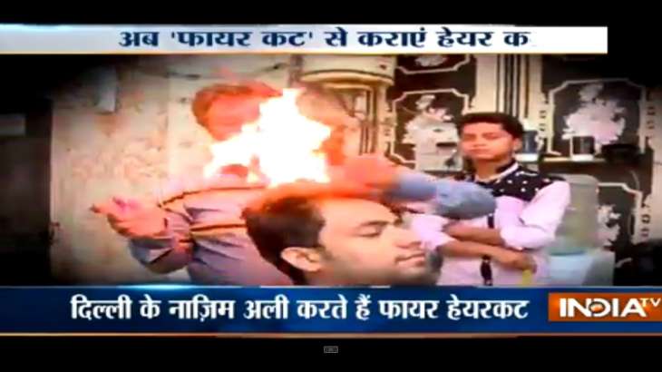 This hair stylist uses 'fire' to cut hair and its trending among Delhi youth! | Lifestyle News – India TV This hair stylist uses 'fire' to cut hair and its trending among Delhi youth! | Lifestyle News – India TV