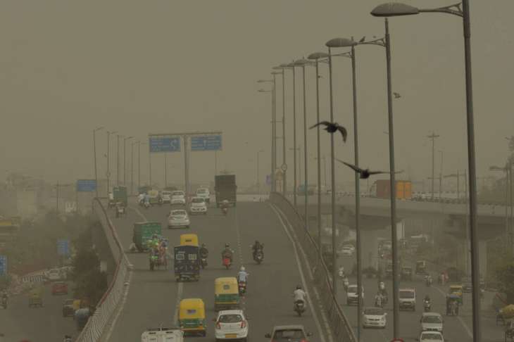 Severe Dust Storm Hits Delhi Ncr Flight Operations Hit India News India Tv