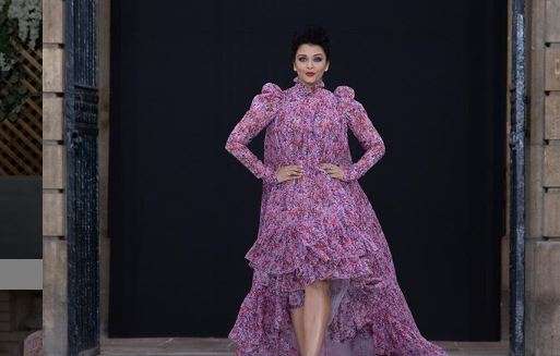 aishwarya pink dress