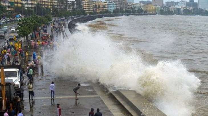 Mumbai records season's lowest maximum temperature, further drop ...