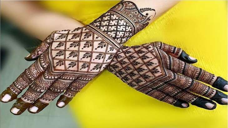 Karwa Chauth Try These Latest Mehendi Designs On Your Hands This Festival Beauty News India Tv