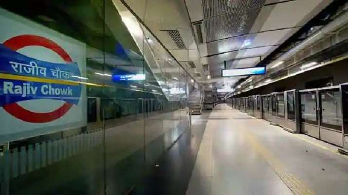 Rajiv Chowk metro station no exit after 9 pm december 31 guidelines delhi  metro new year coronavirus | India News – India TV