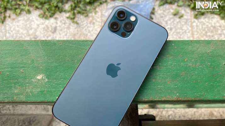 Apple Iphone 13 May Come With Always On Display Feature Technology News India Tv Apple Iphone 13 May Come With Always On Display Feature Technology News India Tv