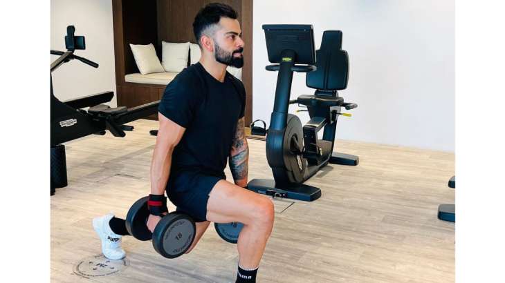 Virat Kohli sweats in the gym ahead of match against Hong