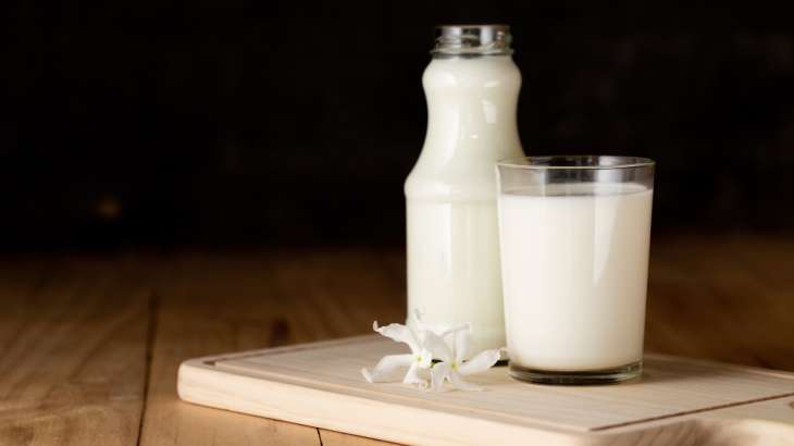 Milk helps in nourishing the body with proteins and vitamins