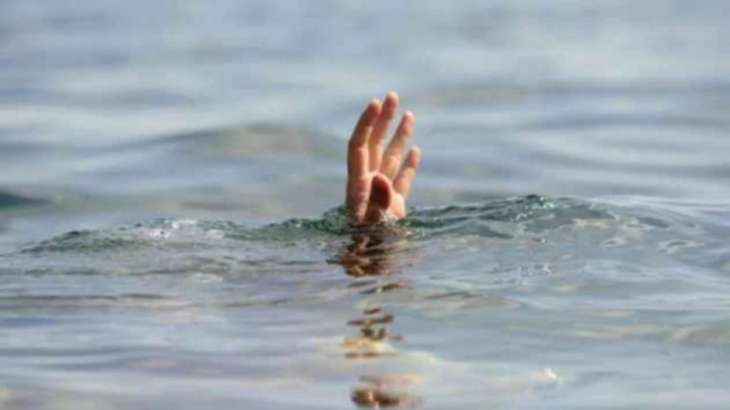 Two Indian students from Telangana drown in lake