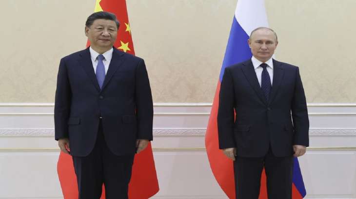 Chinese President Xi Jinping, left, and Russian President