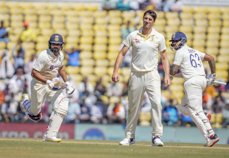 Pat Cummins react during IND vs AUS 1st Test