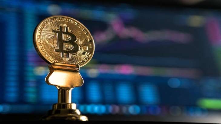 Crypto Market Sees Mixed Results: Bitcoin, Binance Coin,
