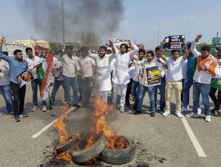 Youth Congress workers block Delhi-Jaipur Highway, burn