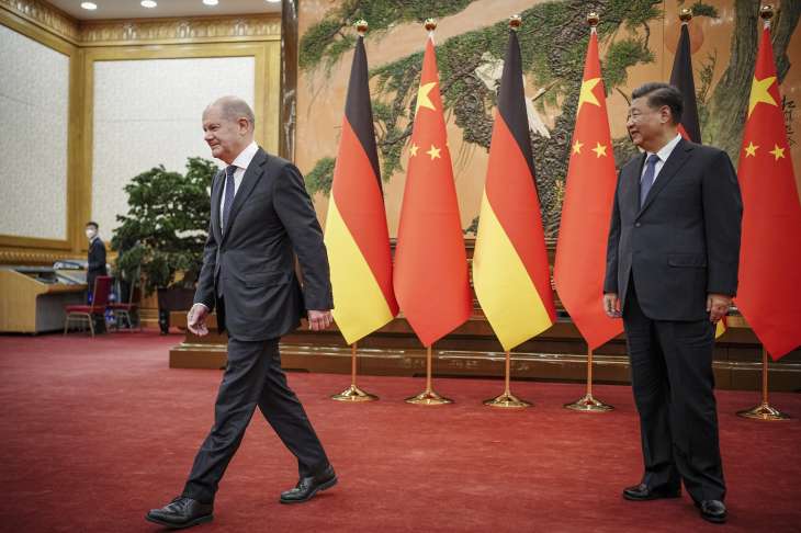 Chinese President Xi Jinping with German Chancellor Olaf