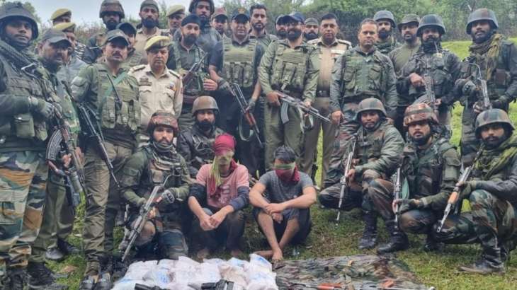 JK: Indian Army foils arms, drug smuggling attempt