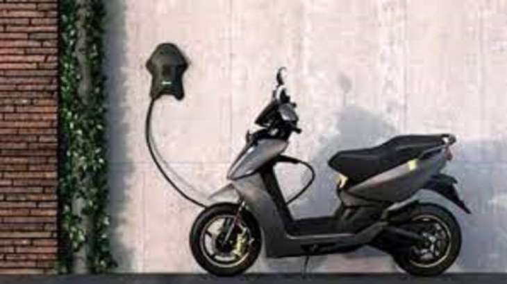Electric-2 wheeler that charges within 12 minutes arrives