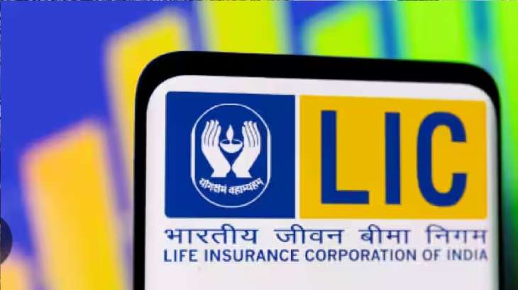 LIC stock settled with a gain of 1.69 per cent on the BSE.