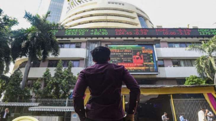 Markets rally for 3rd day on trot; Sensex climbs over