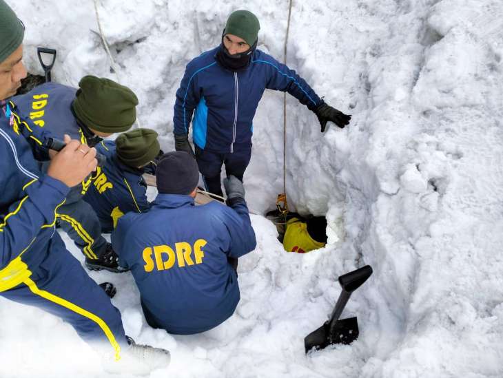 Uttarakhand: Woman killed in avalanche, 5 others rescued