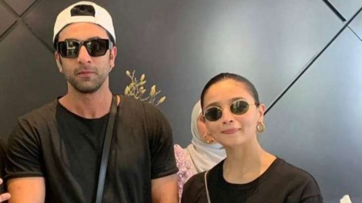 Alia Bhatt and Ranbir Kapoor spotted in Dubai