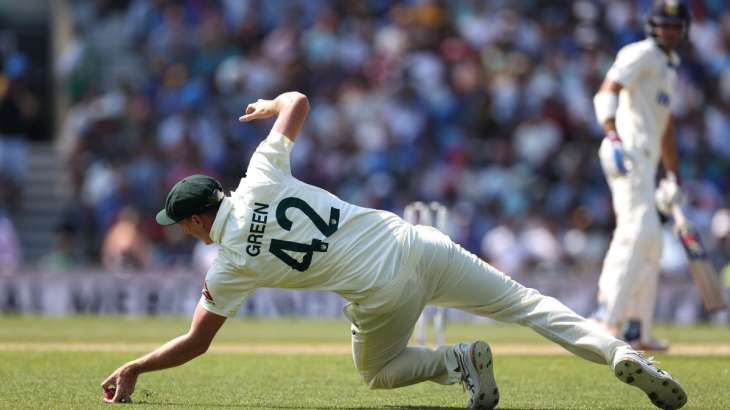 Cameron Green caught a difficult catch off Shubman Gill