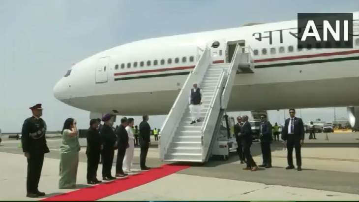 PM Modi's historic visit to America begins, reaches New York.