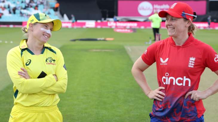 Alyssa Healy and Heather Knight