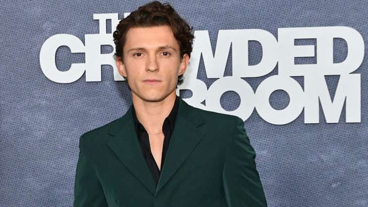 Spider Man Star Tom Holland Says He Was Enslaved To Alcohol It Really Scared Me 3230