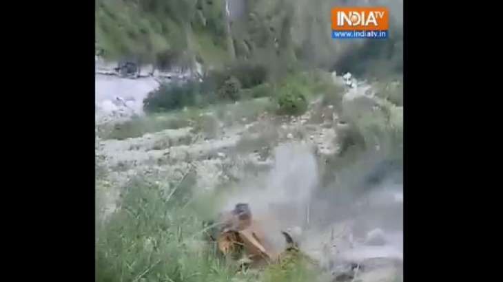 Boulder falls on bulldozer after landslide in Uttarakhand's
