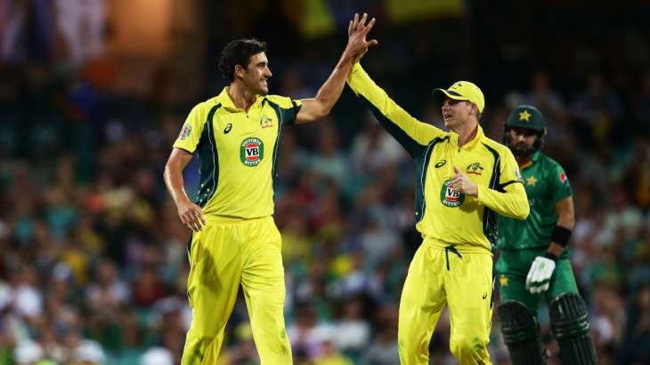 Mitchell Starc and Steve Smith