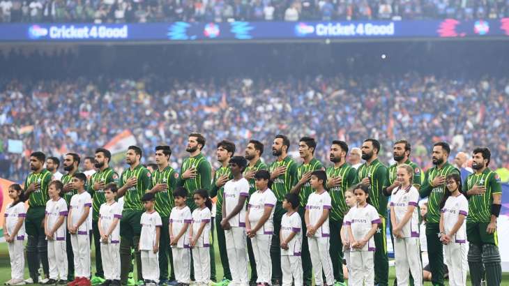 Pakistan team lined up for its national anthem during T20
