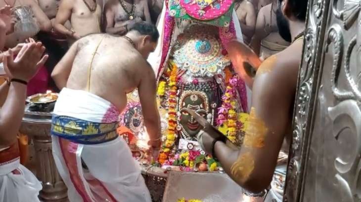 First 'Rakhi' tied to Lord Mahakal in Ujjain