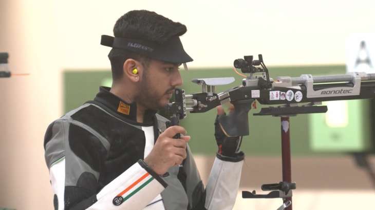 Aishwary won Bronze medal in 10m Rifle shooting