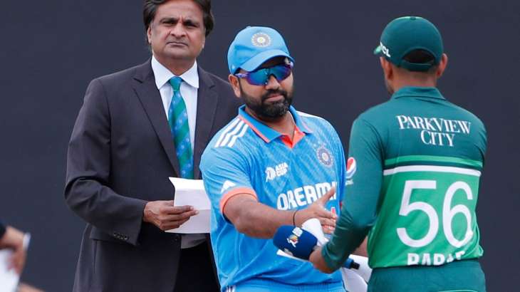 Rohit Sharma and Babar Azam during toss