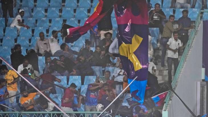 A hoarding fell off in the Lucknow match between Australia