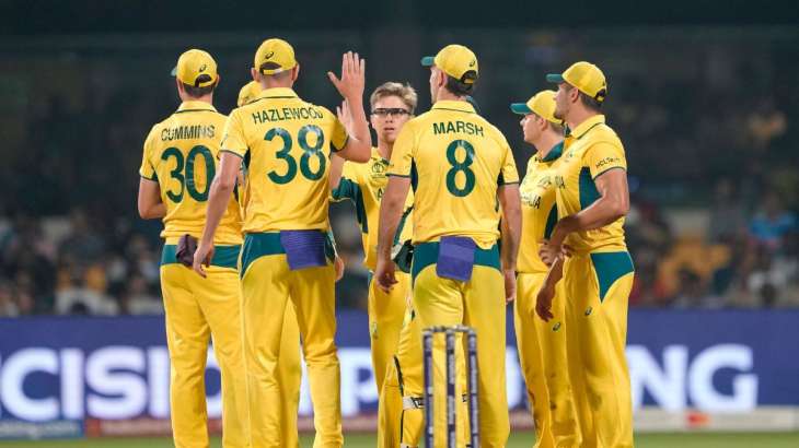 Adam Zampa and Australia celebrate win over Pakistan on Oct