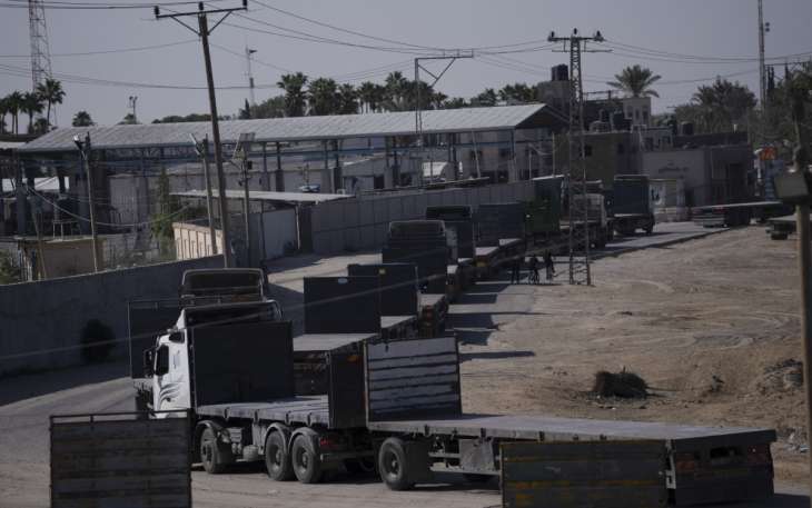 Palestinian Trucks Waiting For Humanitarian Aid In Gaza