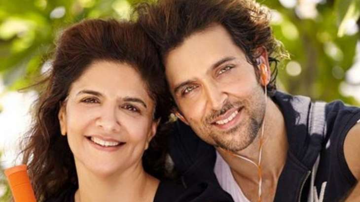 Hrithik Roshan with his mother Pinkie Roshan