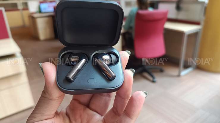 OnePlus Buds 3 - India Tv