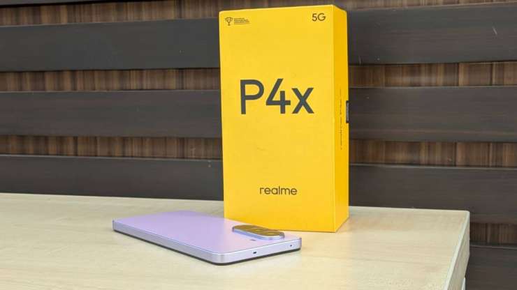 Realme P4x टॉप एज - इंडिया टीवी