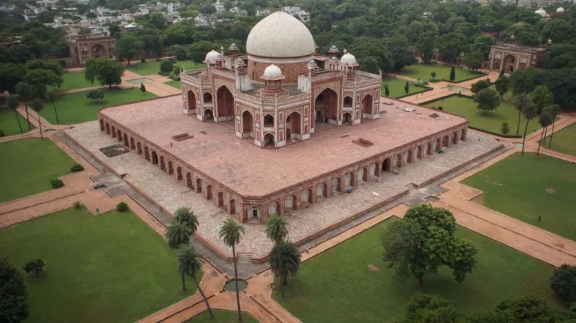 Humayun's Tomb, another UNESCO World Heritage Site, and a masterpiece of Mughal architecture. Built in the 16th century, this tomb is the final resting place of Emperor Humayun and is surrounded by mesmerising gardens.