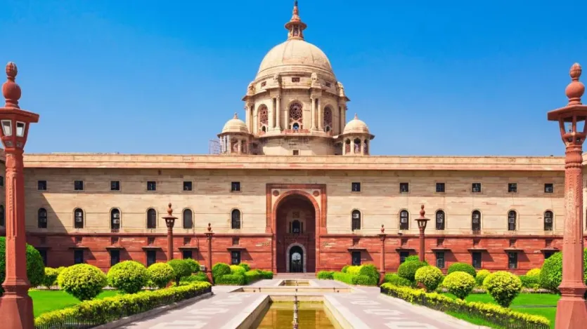 Rashtrapati Bhavan, the official residence of the President of India, is a blend of Mughal and European styles.  It was designed by Sir Edwin Lutyens and Herbert Baker and stands on a 330 acre estate. It took seventeen years to build this presidential palace which was completed in the year 1929.