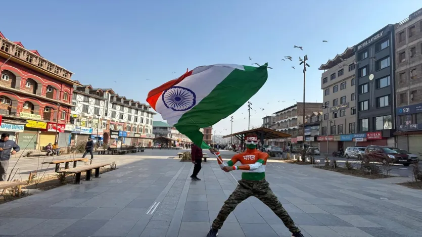 On the 76th Republic Day, people gathered at Srinagar's Lal Chowk despite the chilling temperatures. People danced vigorously and celebrated the grand occasion. 