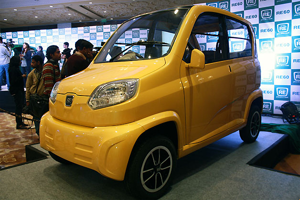 Bajaj Auto Unveils Low-Cost Car RE60 – India TV