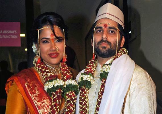 Sameera Reddy expecting her first child in May next year – India TV