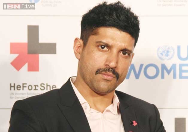 Farhan Akhtar was excited and anxious to work with Big B | Bollywood News –  India TV