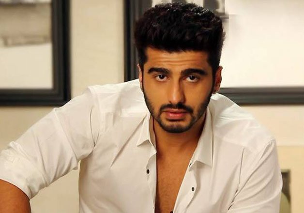 Arjun Kapoor Suggests A Hairstyle To 'Jiju' Anand Ahuja, He Shares A Funny  Selfie Trying The Look
