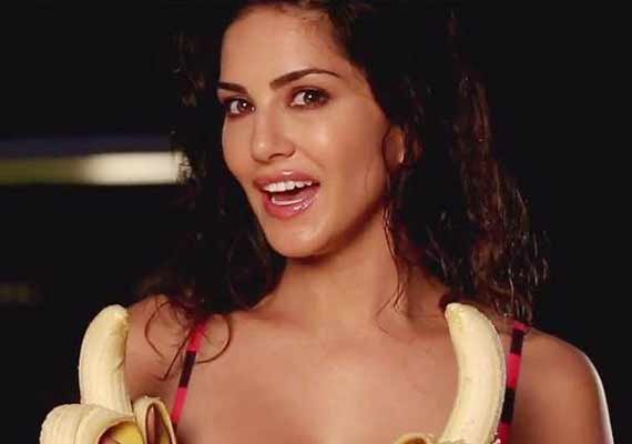 sunny leone will miss on sets masti of mastizaade