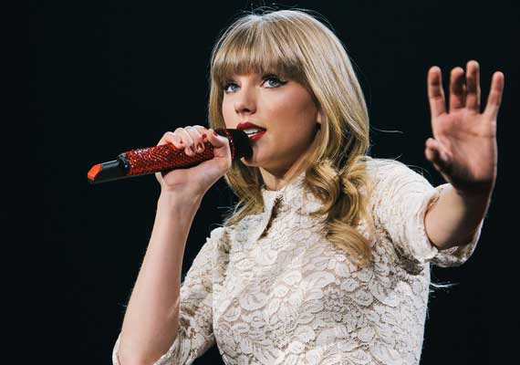 Being single 'magical adventure', says Taylor Swift – India TV